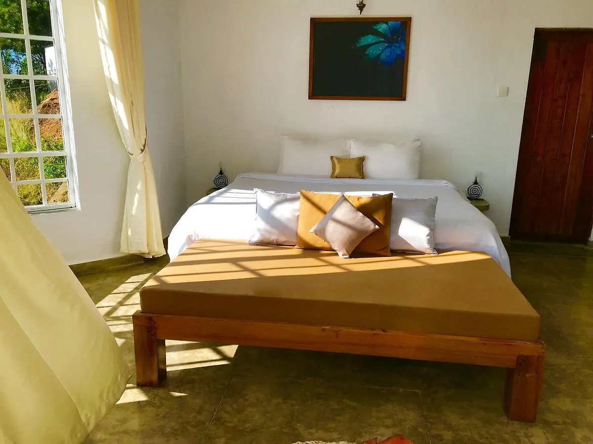 Resort Club Lespri Hotel Palle Deltota