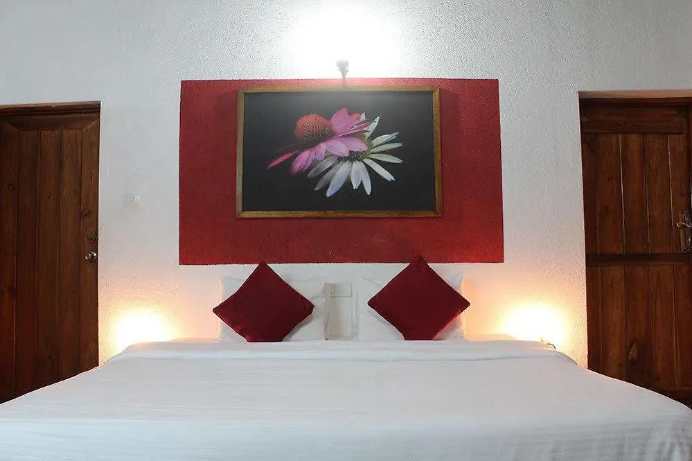 Club Lespri Hotel Palle Deltota